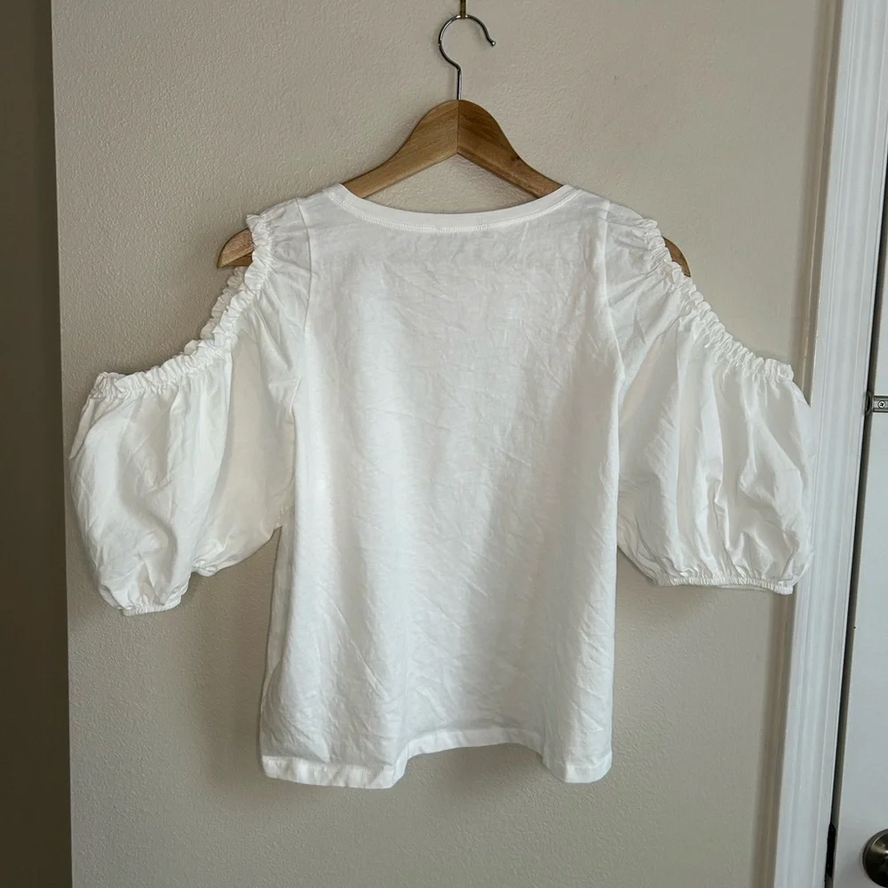 NWOT ZARA White Cut Out Ruffle Cold Shoulder Puff Balloon Short Sleeve Size M